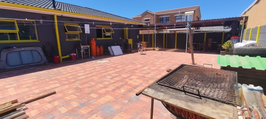 4 Bedroom Property for Sale in Strandfontein Western Cape